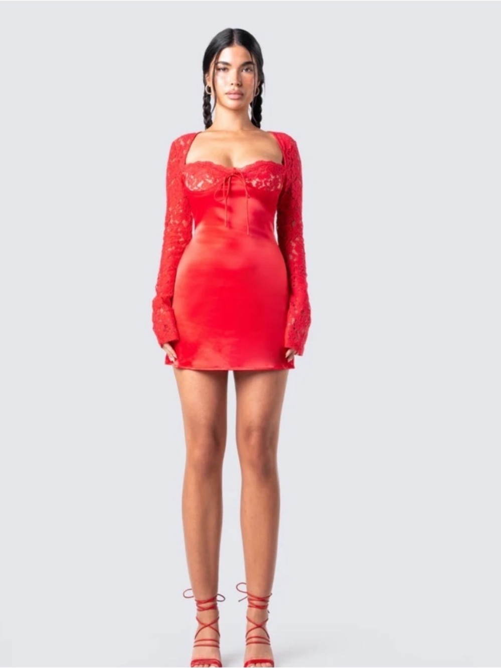 FINESSE Willis Red Lace Mini Dress XL
Never worn